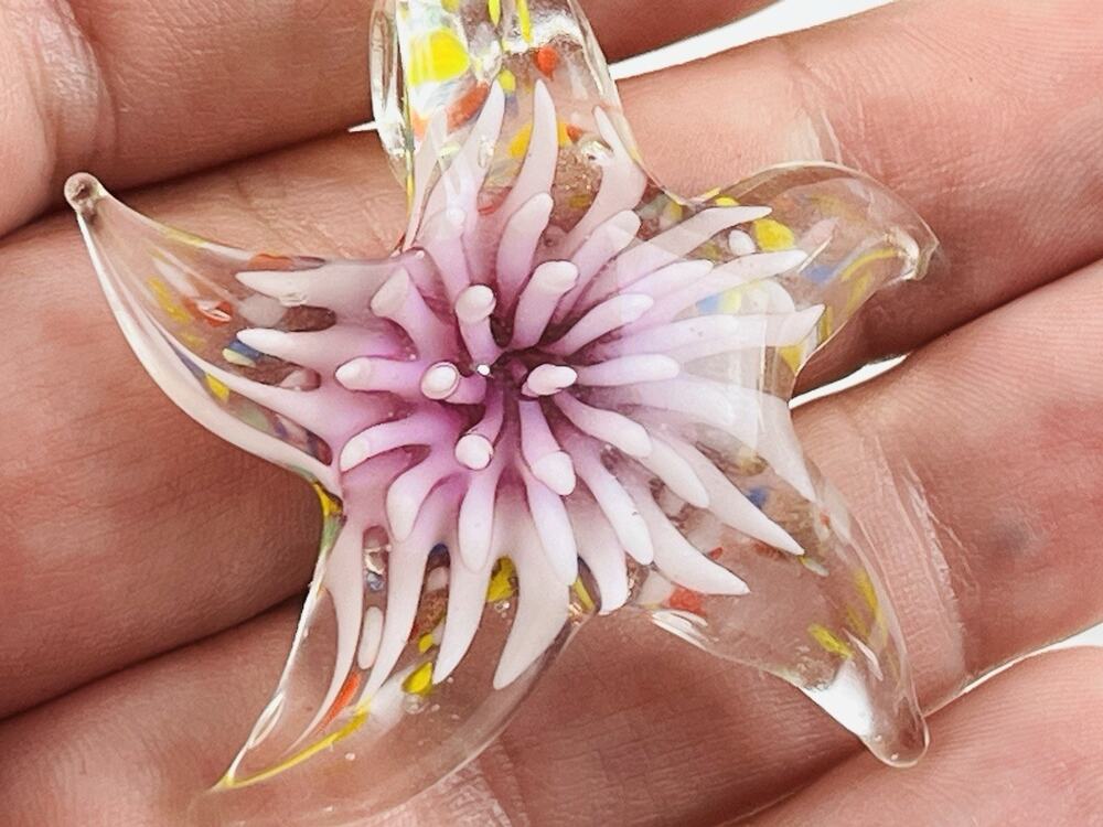 Gorgeous Murano Style Glass Starfish Pendant Lavender Blown Sea Anemone Star Bea